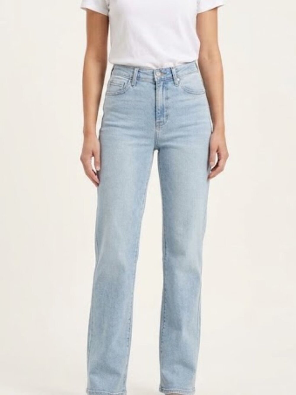 Judy Blue Light Wash Straight Fit Jeans size 7 / 28